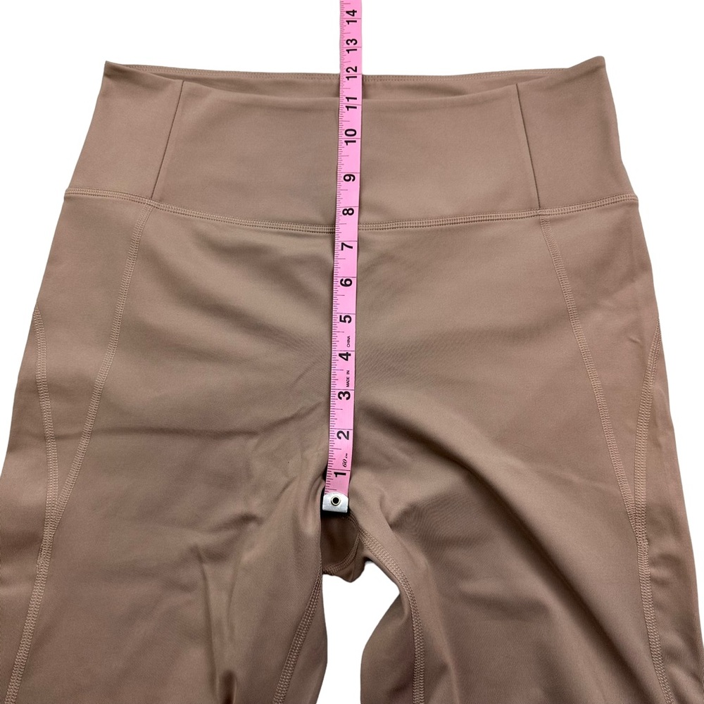 Girlfriend Collective | High Rise Biker Shorts in Limestone Size XL - Picture 11 of 12